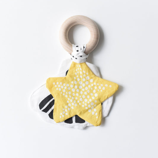 High Contrast Sea Shell Crinkle Teether